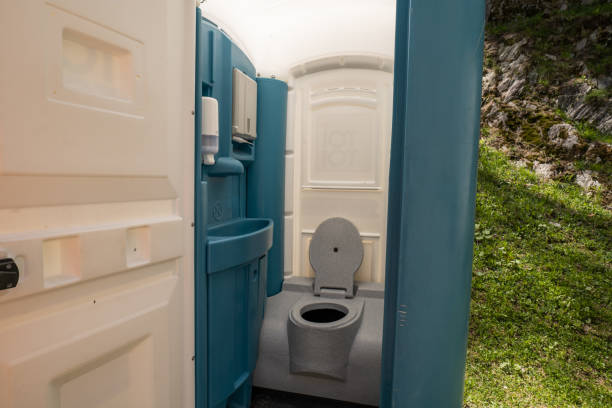 Best Porta potty delivery and setup  in Weirton, WV